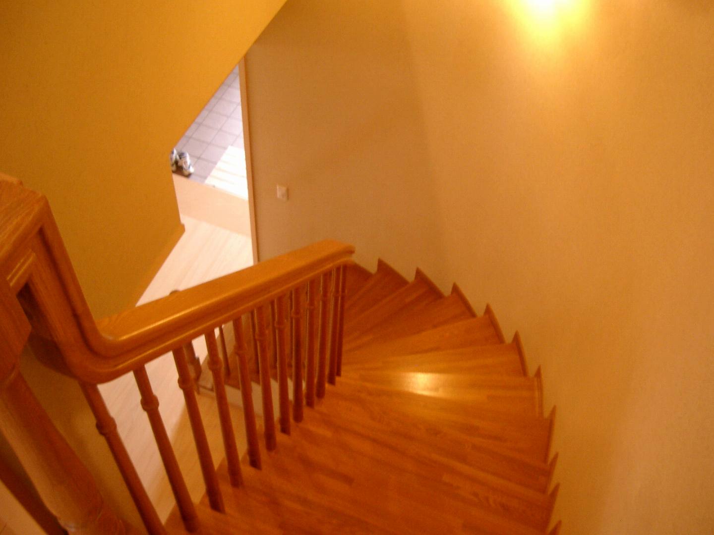 階段玄関１４